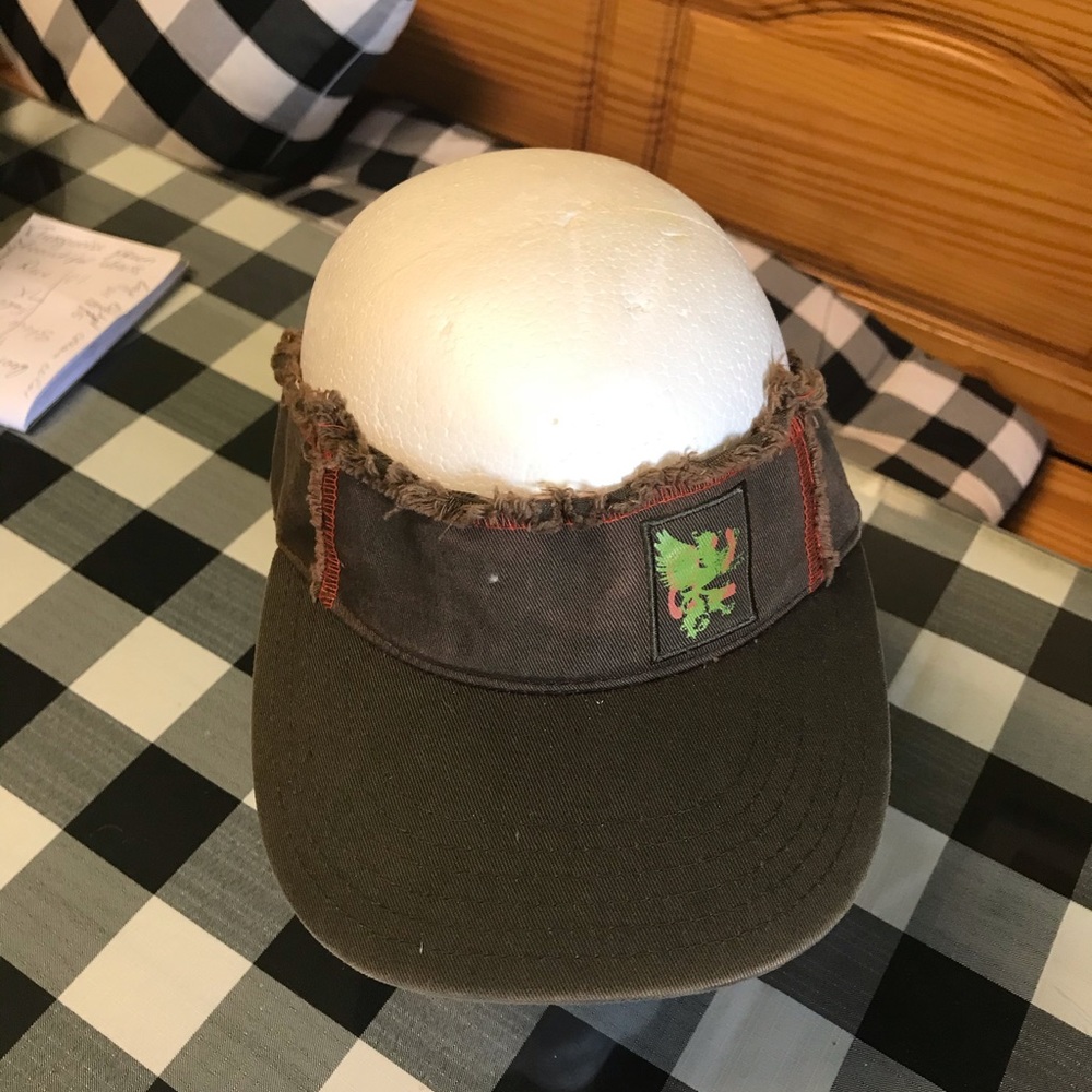 Hat - Picture 2 of 4